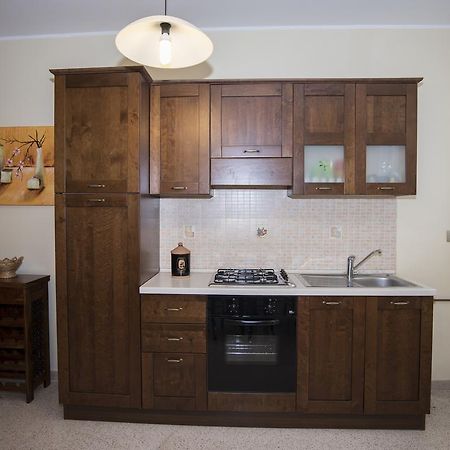 La Casa Di Tina Apartman Colonnella Szoba fotó