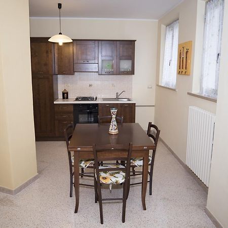 La Casa Di Tina Apartman Colonnella Szoba fotó