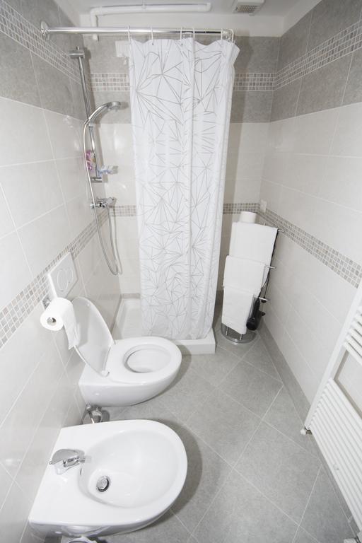 La Casa Di Tina Apartman Colonnella Szoba fotó