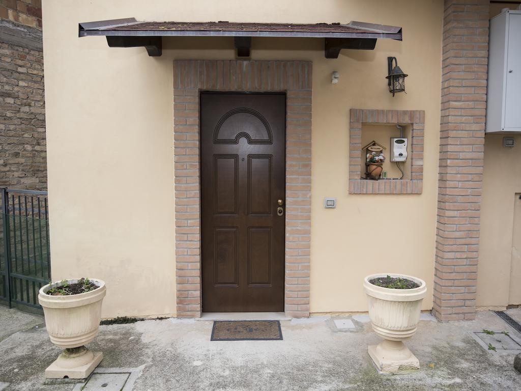 La Casa Di Tina Apartman Colonnella Szoba fotó