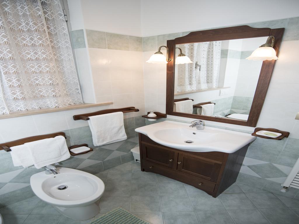 La Casa Di Tina Apartman Colonnella Szoba fotó